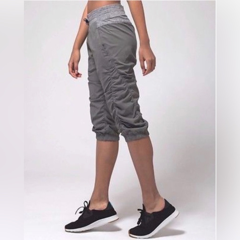 Ivivva by Lululemon Live To Move Crops Slate Heathered Grey Ruched Joggers